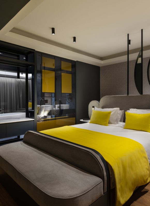 COLORS HOTEL